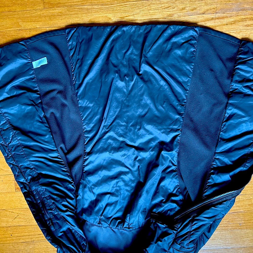 Athleta Light Weight Featherless Jacket - image 5